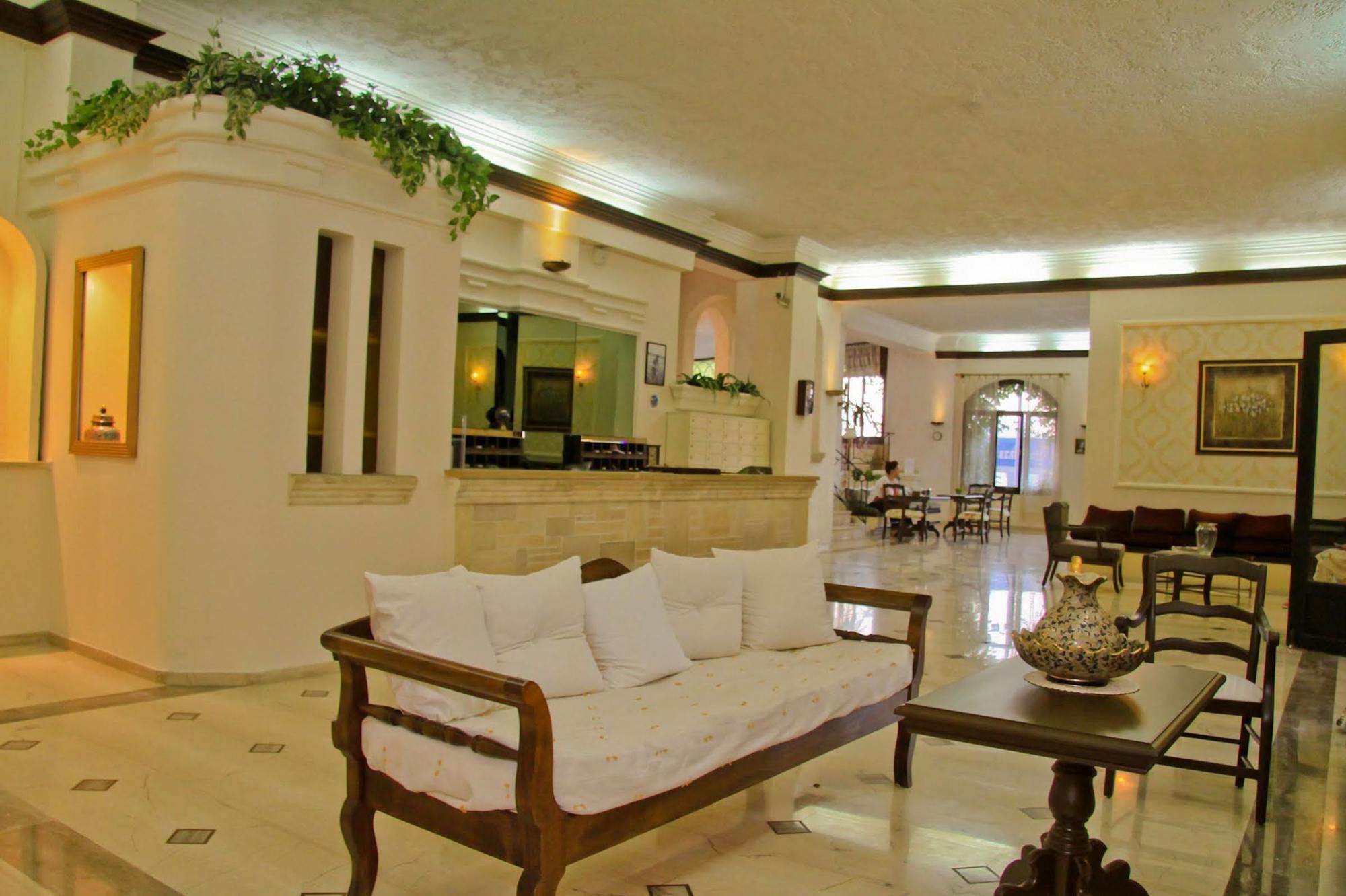 Azure Mare Hotel Hersonissos  Exterior photo